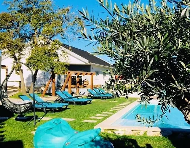 Pensjonat Furnaka Eco Village Lourinhã