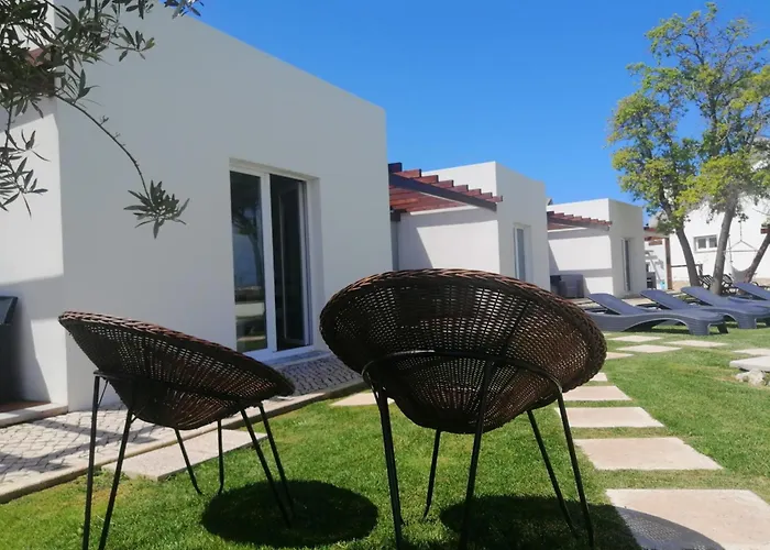 Pensjonat Furnaka Eco Village *