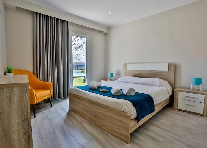 Pensjonat Furnaka Eco Village Lourinhã