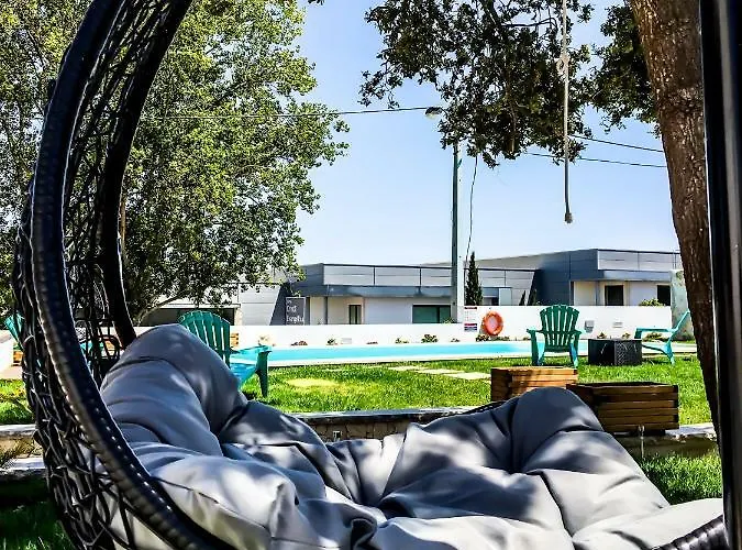 Pensjonat Furnaka Eco Village *