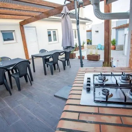 Furnaka Eco Village Gæstehus